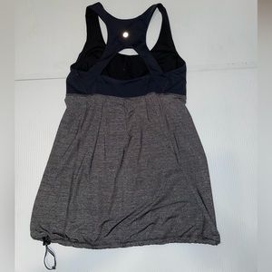 Lululemon workout top